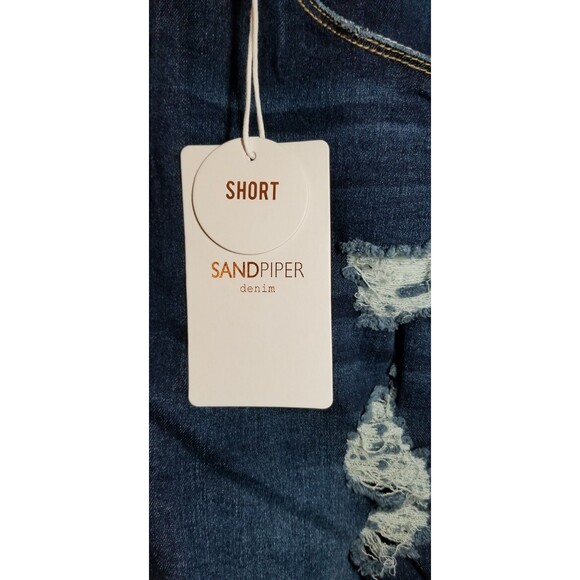 Women's Shorts Size 22 Hi-Rise Distressed Denim Blue Pockets New with Tags - Picture 4 of 7